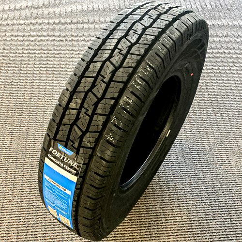 255/55R18 FORTUNE TORMENTA H/T FSR305 109V 600AB 60K BSW