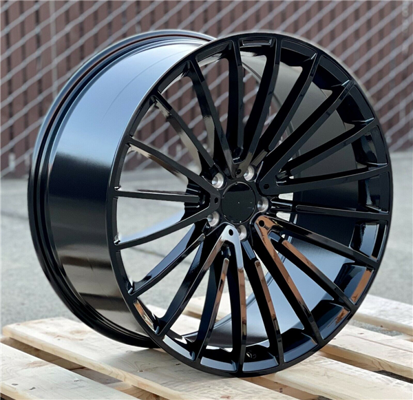 MB-15 FULL GLOSS BLACK 18X9.5 5X112 +38 +66.6