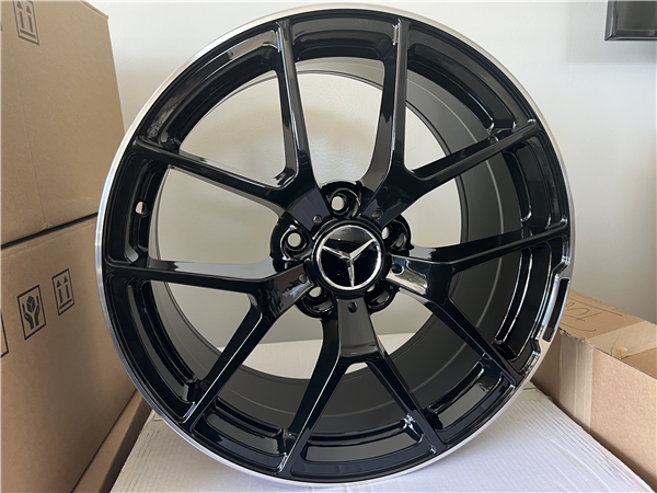 MB1 GLOSS BLACK/MACHINE TIP 18X9.5 5X112 +38 +66.6