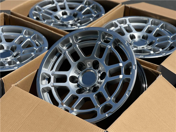 TR-6 MATTE GUN METAL 17X8.0 6X5.5 +5 +106.1