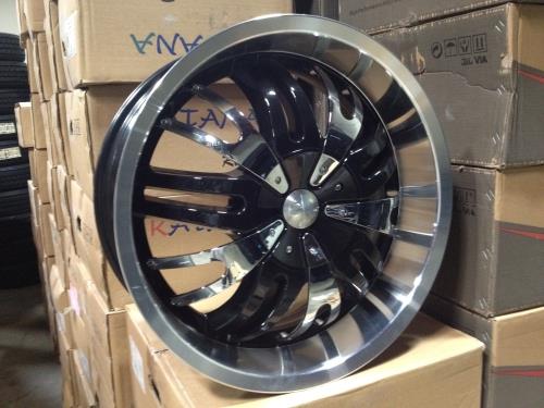 YL-738 BLACK W/ CHROME INSERTS 20X8.5 BLANK +5 *CALL FOR DRILLING BOLT PATTERN*